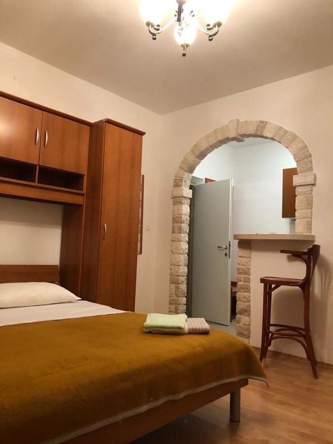 Pansion Marinka-Bire Rooms 鲁巴达 外观 照片