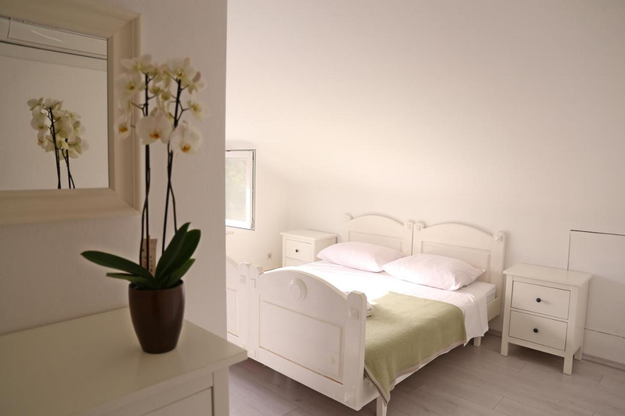 Pansion Marinka-Bire Rooms 鲁巴达 外观 照片