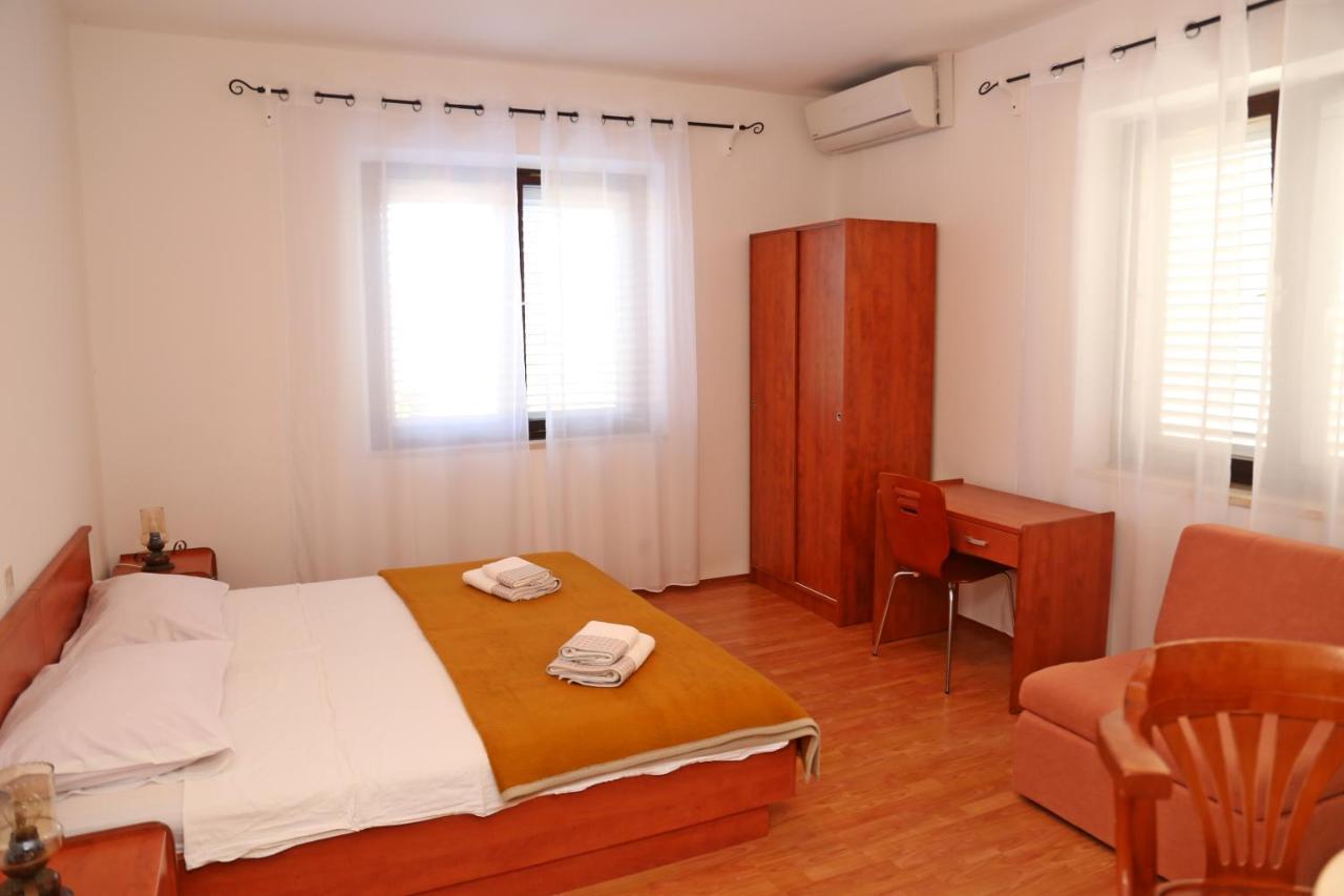 Pansion Marinka-Bire Rooms 鲁巴达 外观 照片